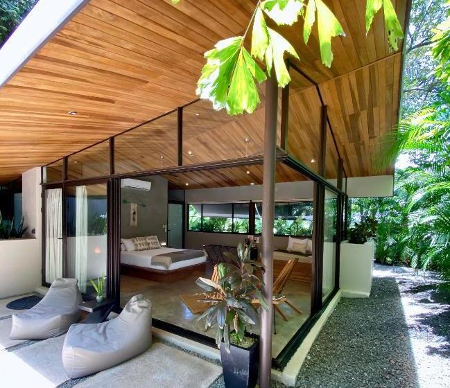 디럭스 룸, Villas Kalei