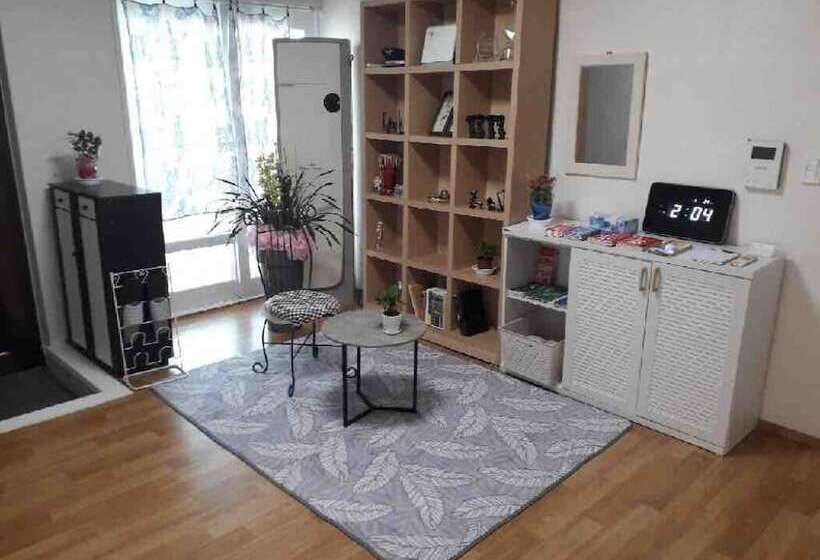 ルームシェアのワンベッド, Gwangju Songjeong Station Guesthouse   Hostel