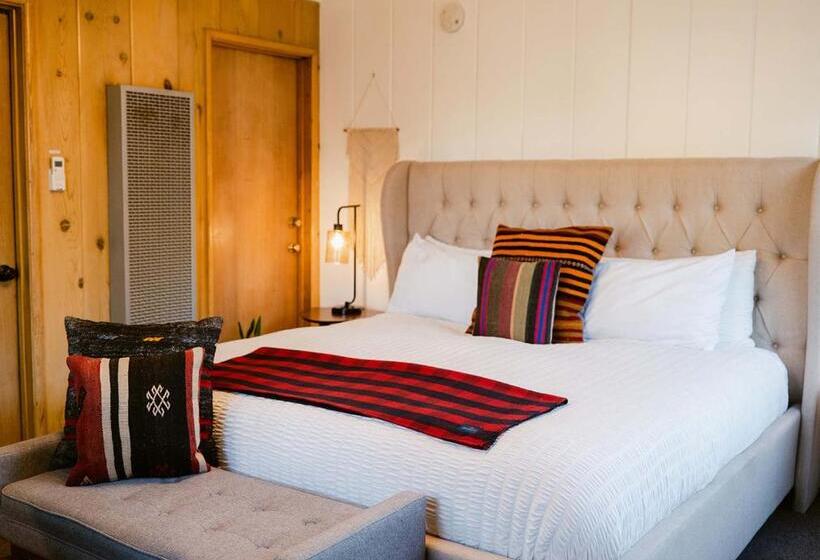 Стандартный Номер Кровать Кинг, Grand Pine Cabins
