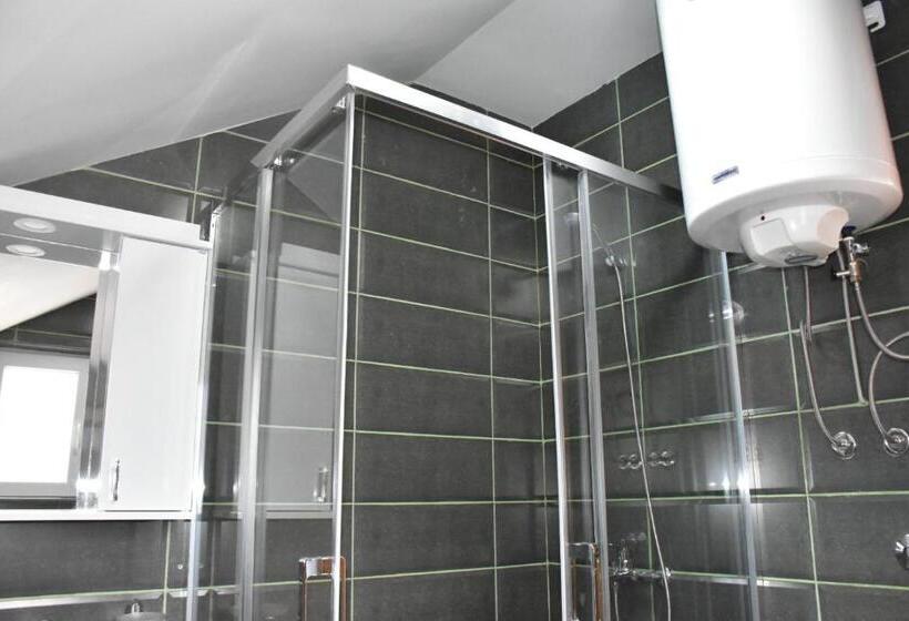 سوییت خانوادگی, Aparthotel Koliba