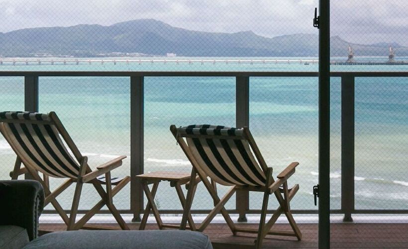 Люкс Повышенной Комфортности, Hideout Okinawa Uruma