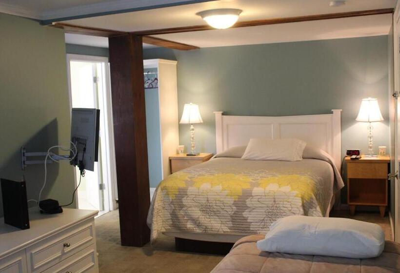 Трехместный Номер Deluxe, Catskill Seasons Inn