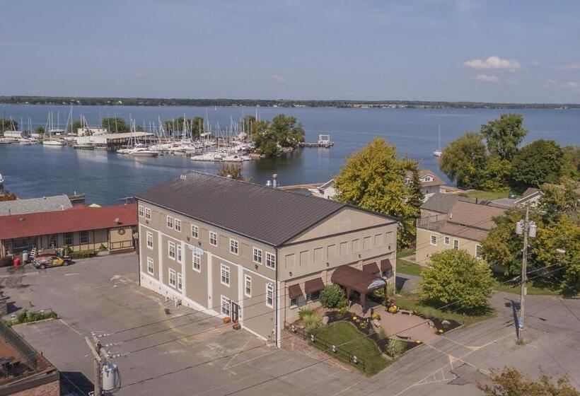 Номер Стандарт, Harbor House Inn