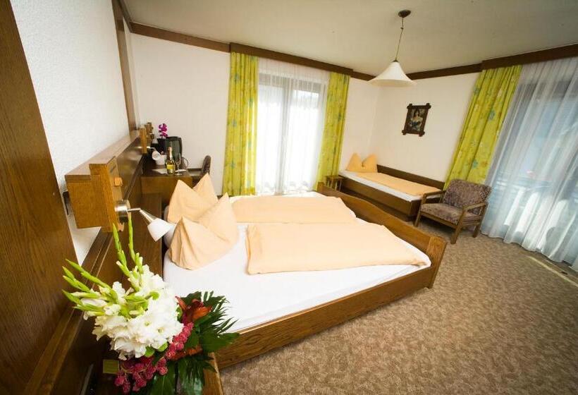 Номер Стандарт Трехместный, Land Gut Hotel Landgasthof Zum Schildhauer