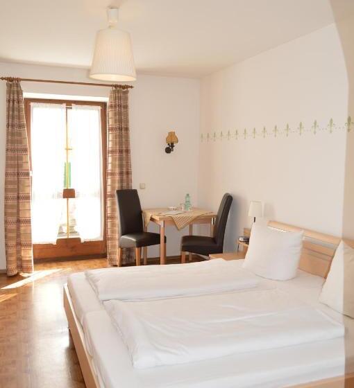 Номер Стандарт, Bayersoier Hof