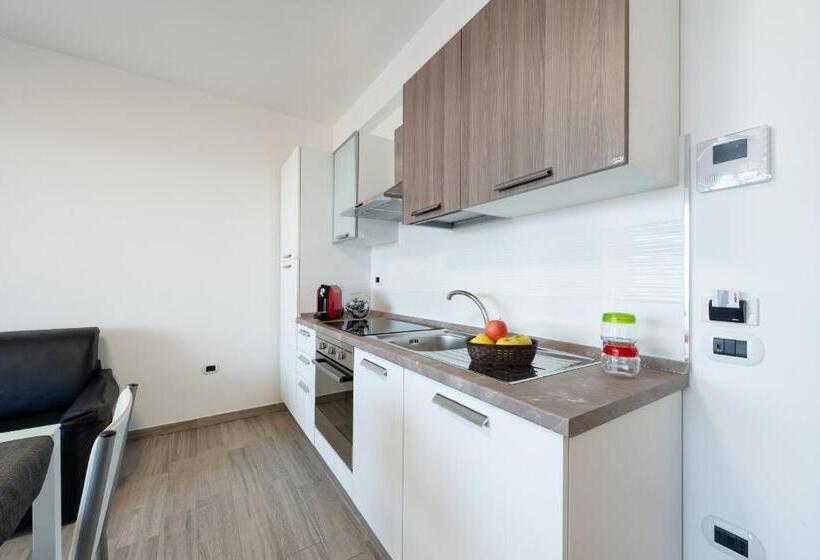 Апартаменты 2 Спальни, Boca Marina