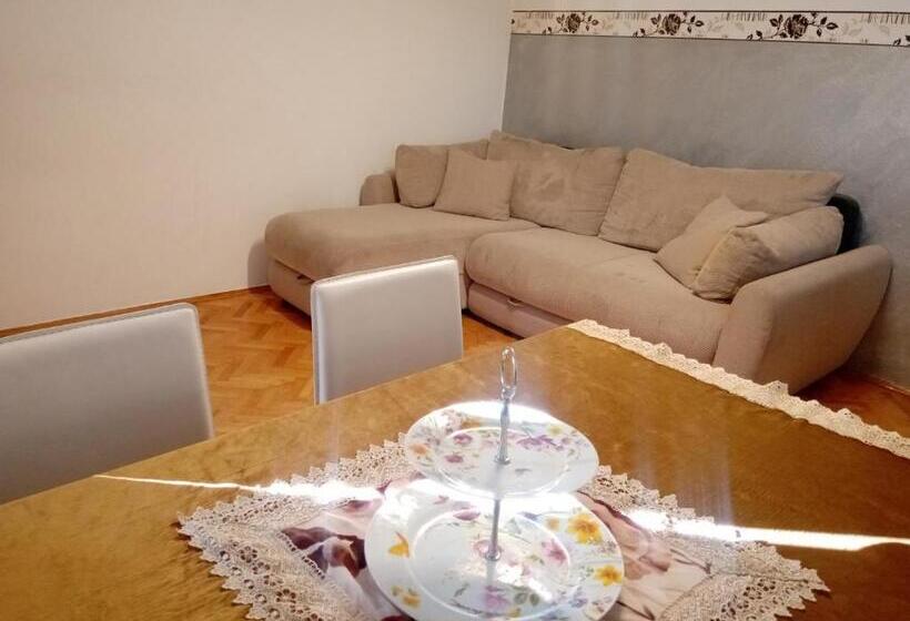 آپارتمان 1 خوابه, Hostel Olea