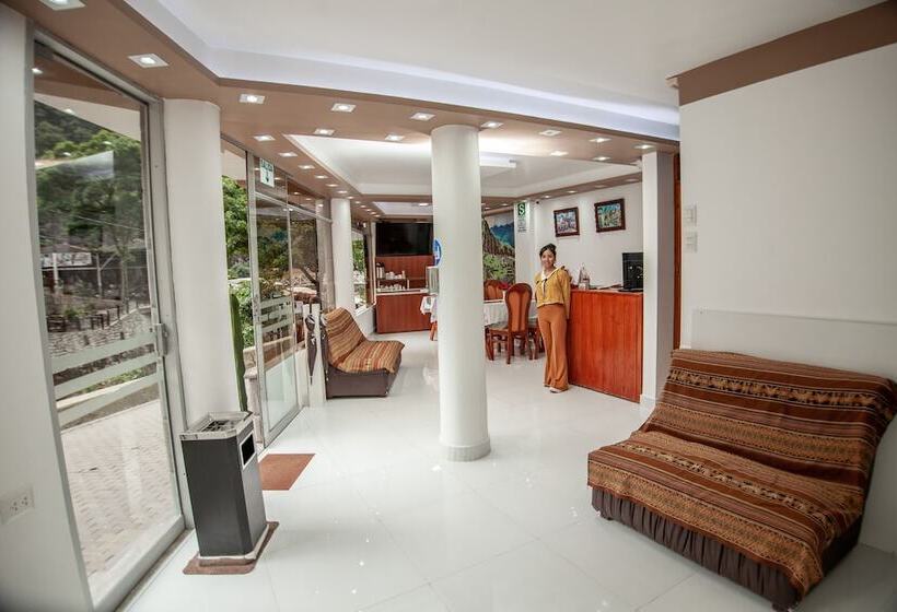חדר סטנדרט לשלושה, Mapiland  Hotel Boutique