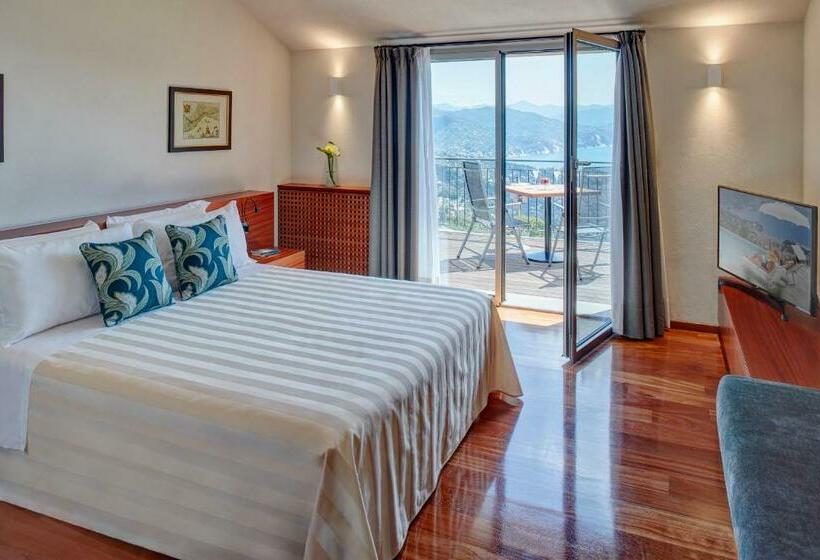 اتاق لوکس با بالکن و چشم‌انداز دریا, Il Leccio   Luxury Resort Portofino Monte