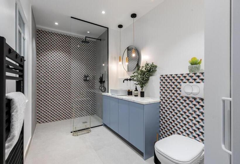 Escritório Estándar, L Abeille  Boutique Apartments