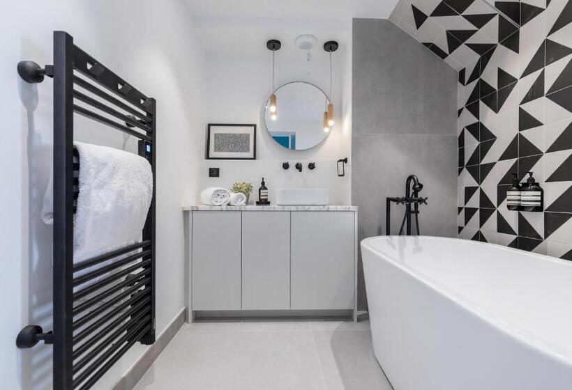 Apartamento Dúplex 1 Dormitório, L Abeille  Boutique Apartments