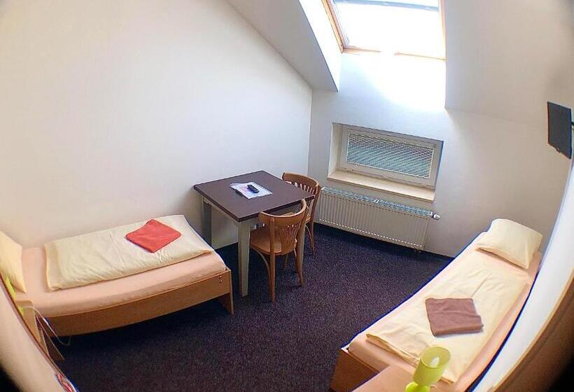 اتاق استاندارد چهار تخته, Apartmany U Gigantu