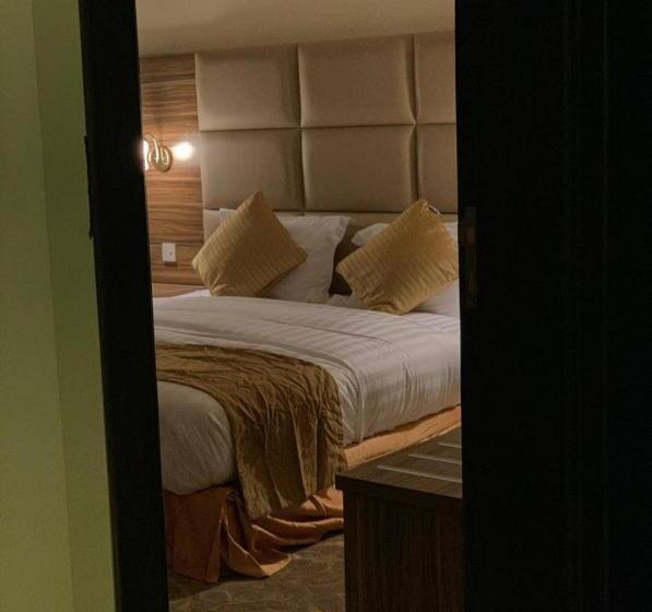 اتاق اکونومی, درة المتميزون 2