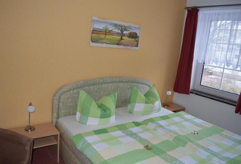 Номер Стандарт, Pension Tiffany