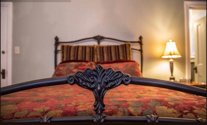 Номер Стандарт, Clark House Inn