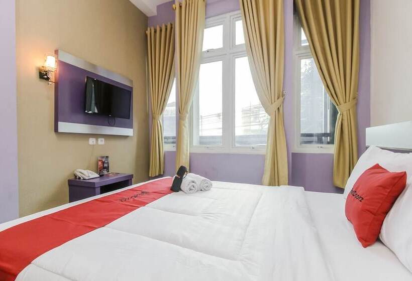 חדר סטנדרט, Reddoorz Plus Near Stasiun Bekasi