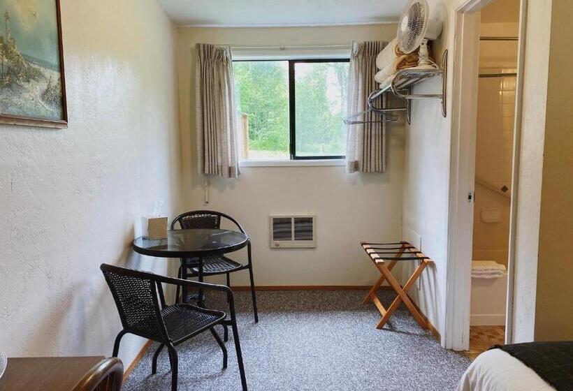 스탠다드 룸, Emerald Valley Inn