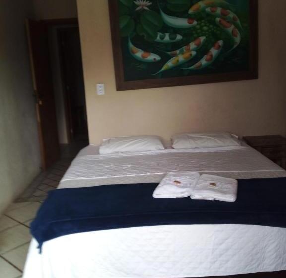 Номер Стандарт Трехместный, Pousada Reserva Do Tombo Lounge Hostel