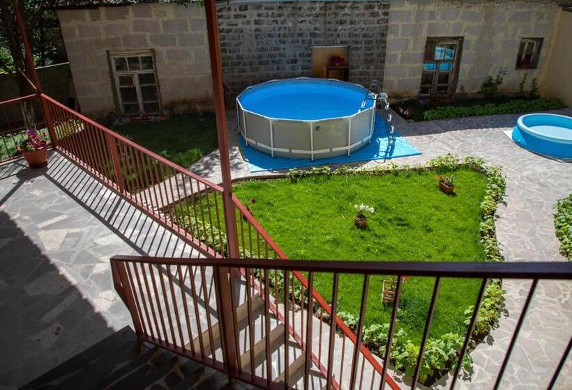 اتاق لوکس, Tatev Hotel And Tours
