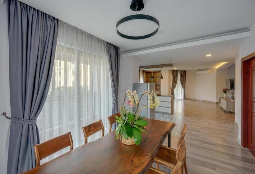 Апартаменты 3 Спальни, Phnom Penh 51 Hotel & Residences