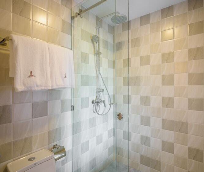 Номер Deluxe, Phnom Penh 51 Hotel & Residences