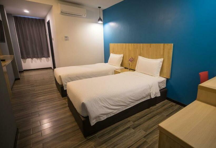 Quarto Superior, 3 Plus