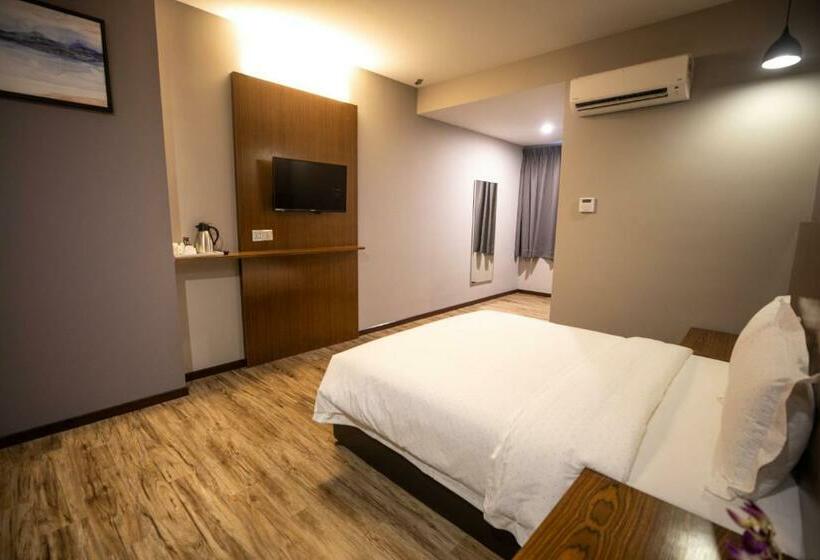 Quarto Superior, 3 Plus
