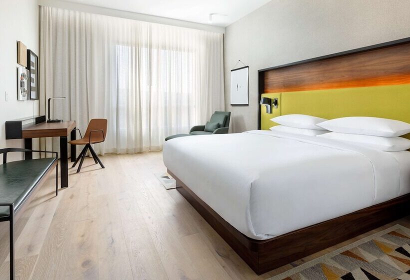 جناح, Hyatt Centric Mountain View