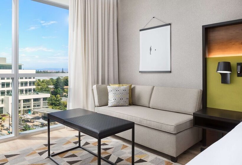 جناح, Hyatt Centric Mountain View