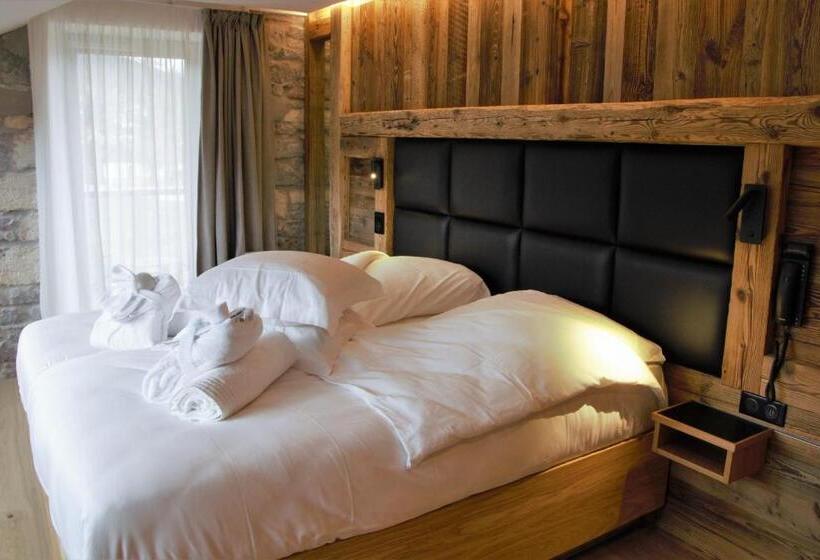 Люкс, Hôtel Interlaken Lounge Bar & Spa