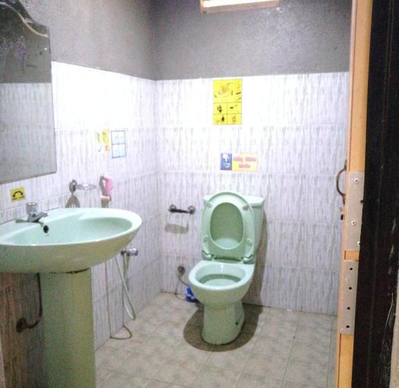 Номер Стандарт, Thilini Tour Inn