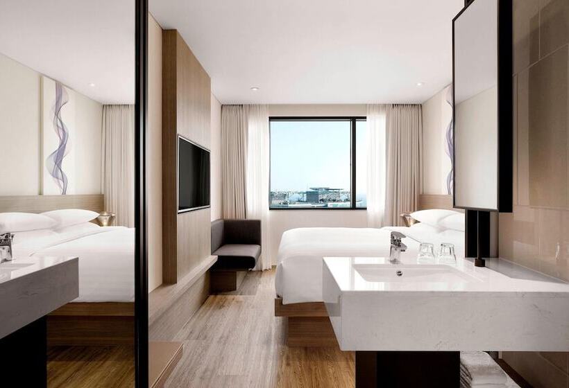 片側に海が見えるデラックスルーム, Fairfield By Marriott Busan