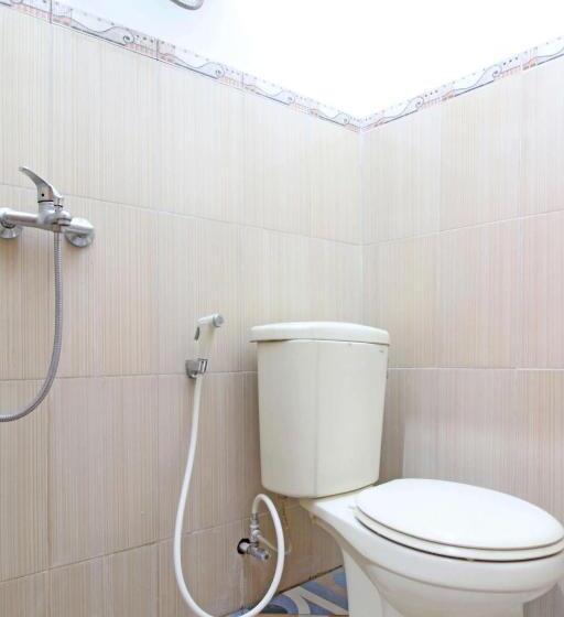 Семейный Номер, Reddoorz Near Pojok Beteng Prawirotaman