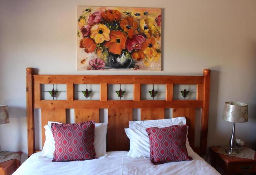 Номер Стандарт, Feathers Guest House