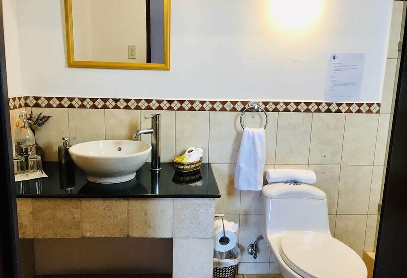 اتاق استاندارد با 2 تخت دوبل, La Galeria