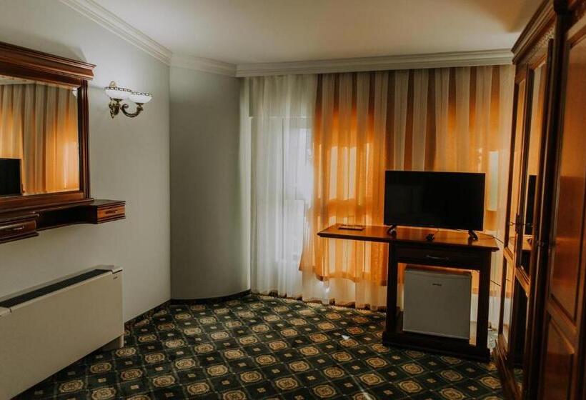 Номер Стандарт, Regal Beius