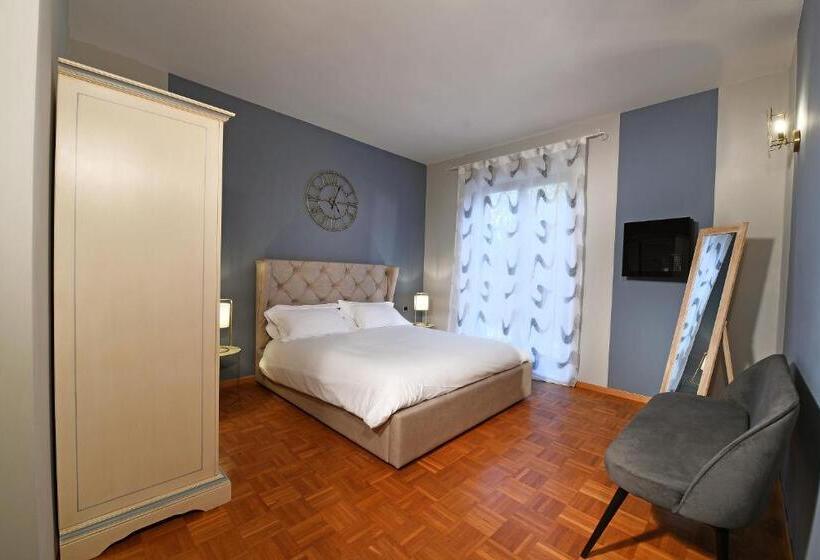 Quarto Estandar com Sacada, Villa Garassino