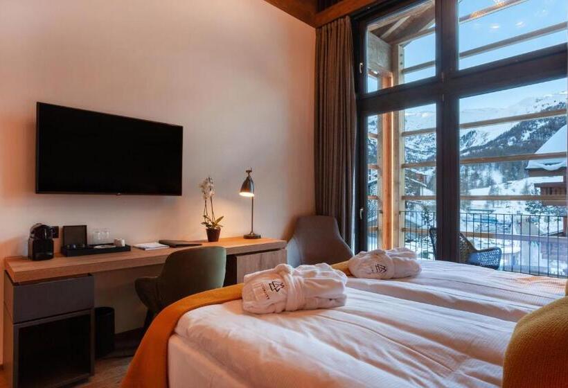 Номер Deluxe, 22 Summits Boutique