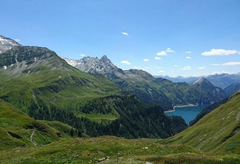 Номер Стандарт, Relais Del Sosto