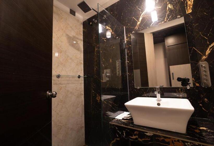 Номер Стандарт Вид на Бассейн, D Wayfarer Inn Resort