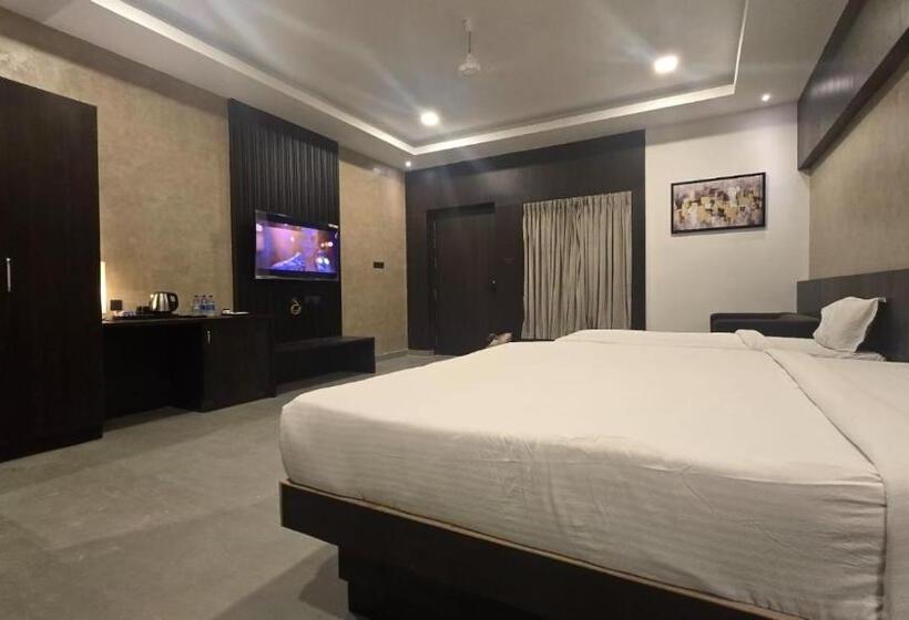 Трехместный Номер Стандарт Вид на Сад, D Wayfarer Inn Resort