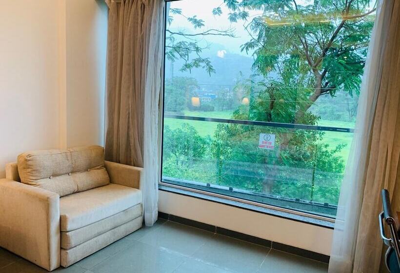 行政房间, Viola Beacon Resort, Lonavala