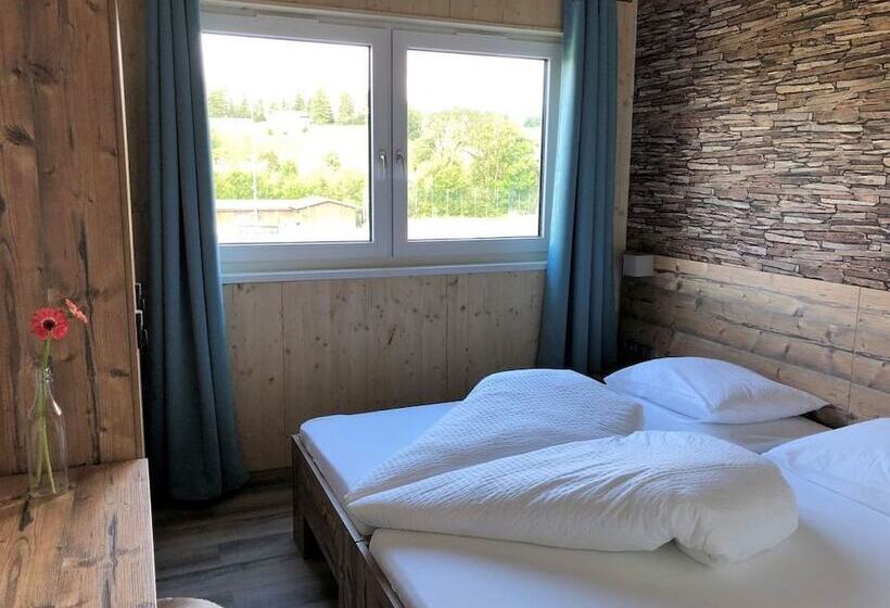 Номер Стандарт, Arena Hostel Allgäu