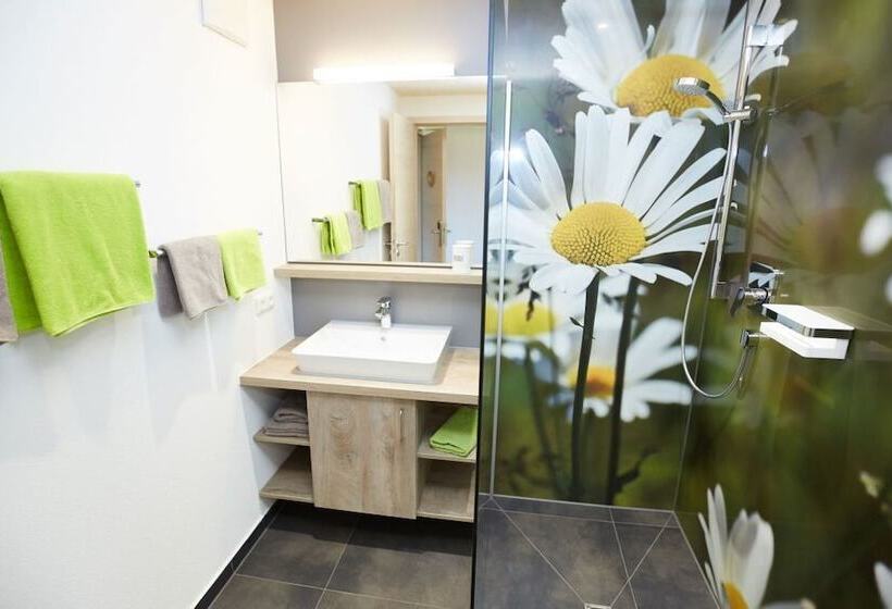 Четырехместный Номер Стандарт, Arena Hostel Allgäu
