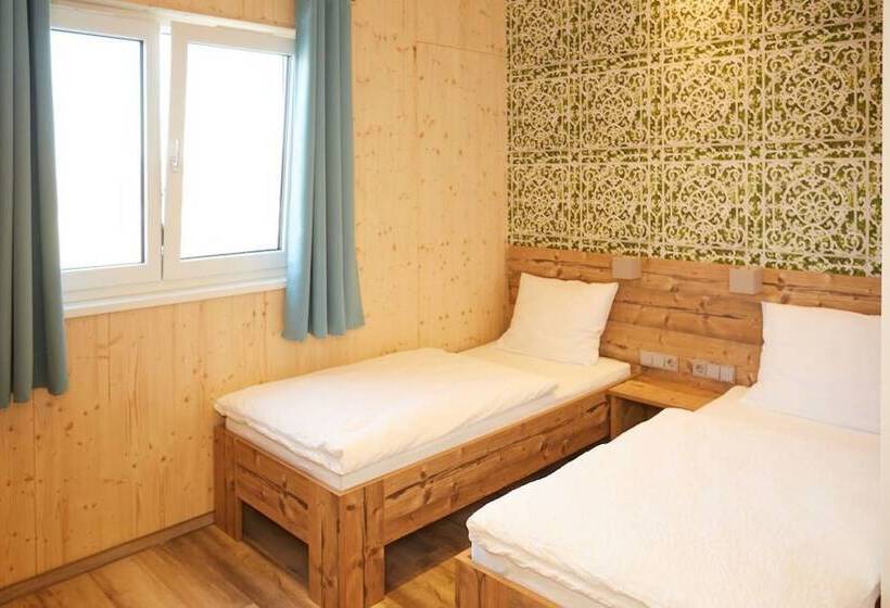Четырехместный Номер Стандарт, Arena Hostel Allgäu