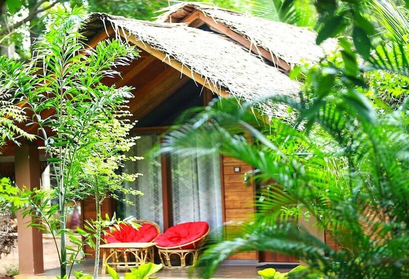 1-Bedroom Deluxe Chalet, Palmyra Nature Resort Sigiriya