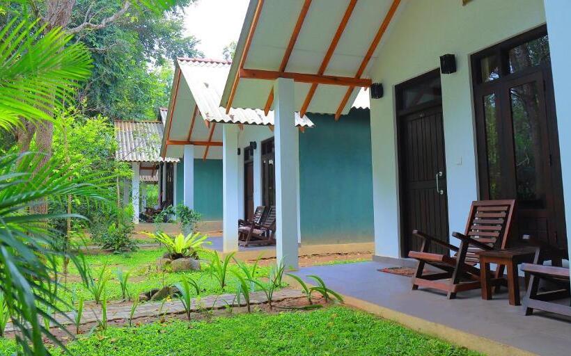 Deluxe Family Room, Palmyra Nature Resort Sigiriya