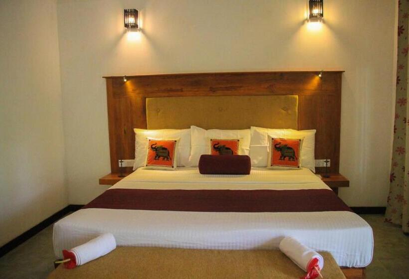 Deluxe Triple Room with Views, Palmyra Nature Resort Sigiriya