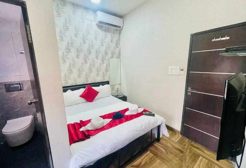 Quarto Familiar Deluxe, Shabana   Colaba Causeway