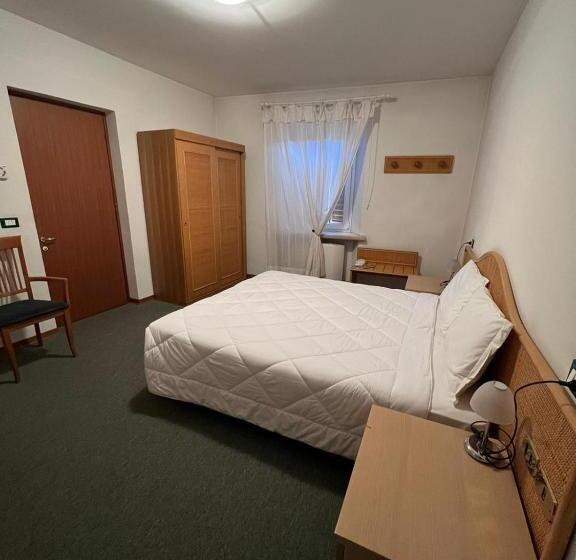 اتاق استاندارد یک نفره, Locanda Aquila Nera